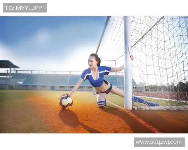 美女与足球明星亲密互动精彩瞬间视频下载分享